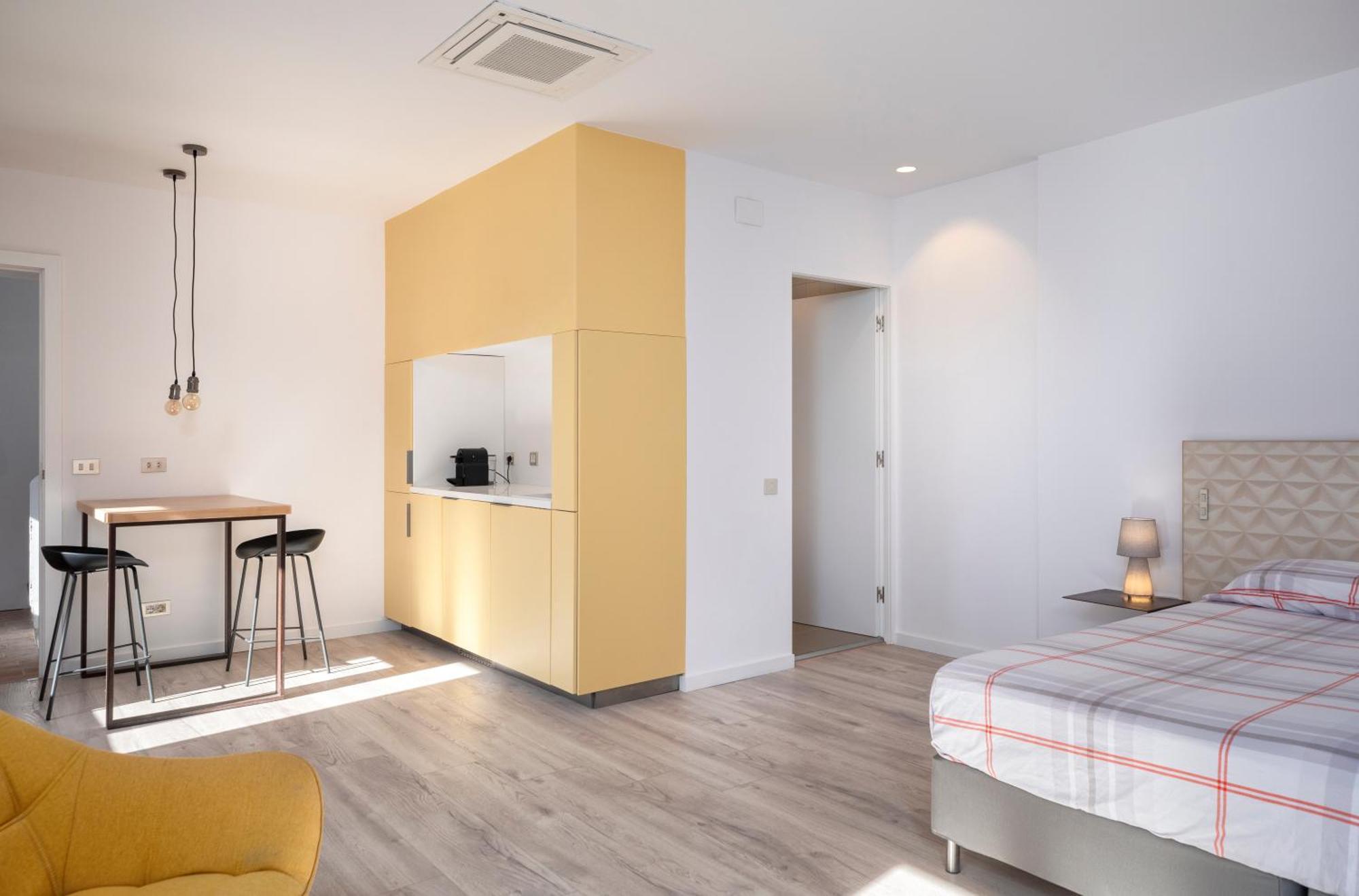 Bonaire Suites Sant Mori Rum bild