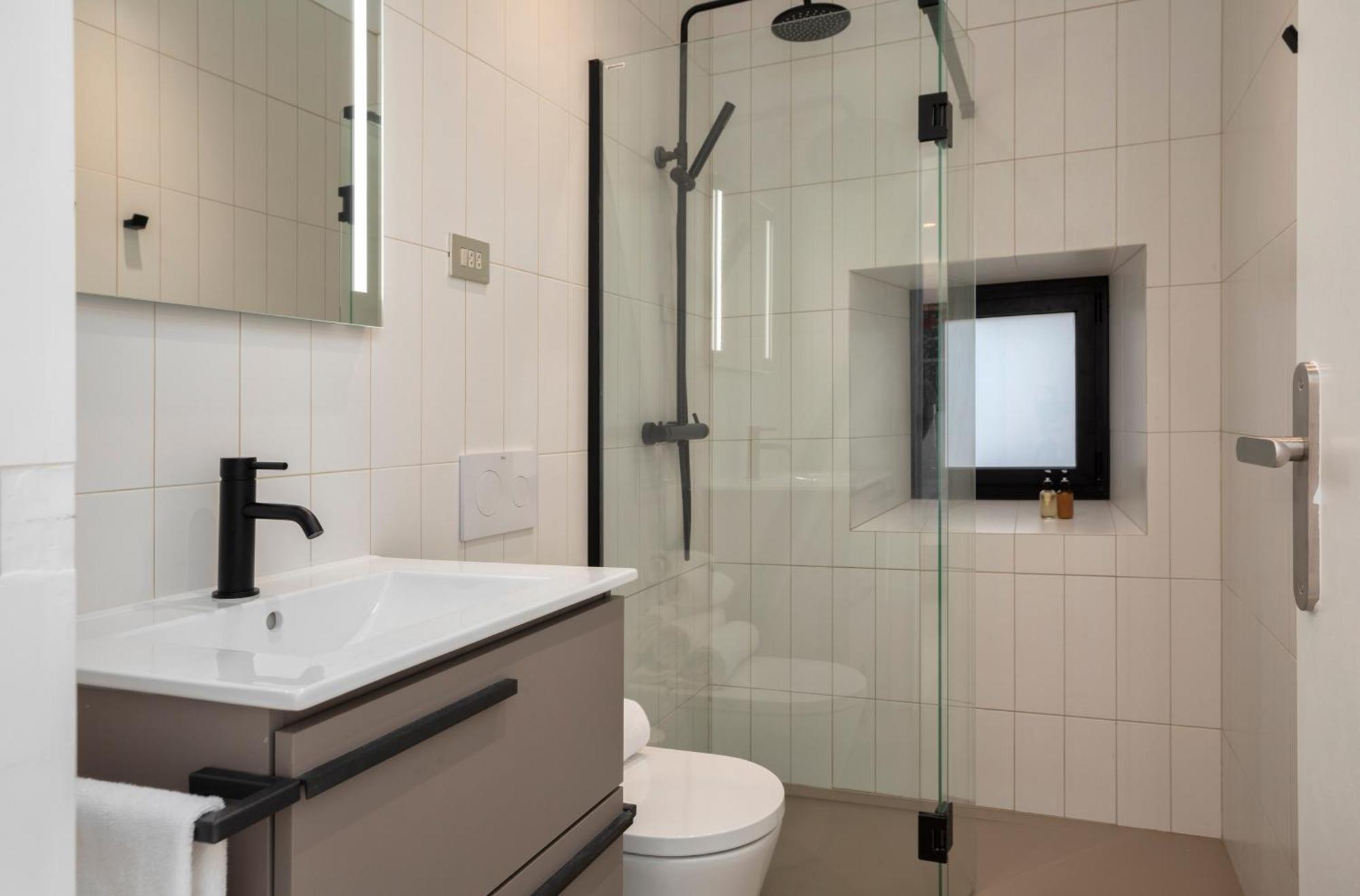 Bonaire Suites Sant Mori Rum bild